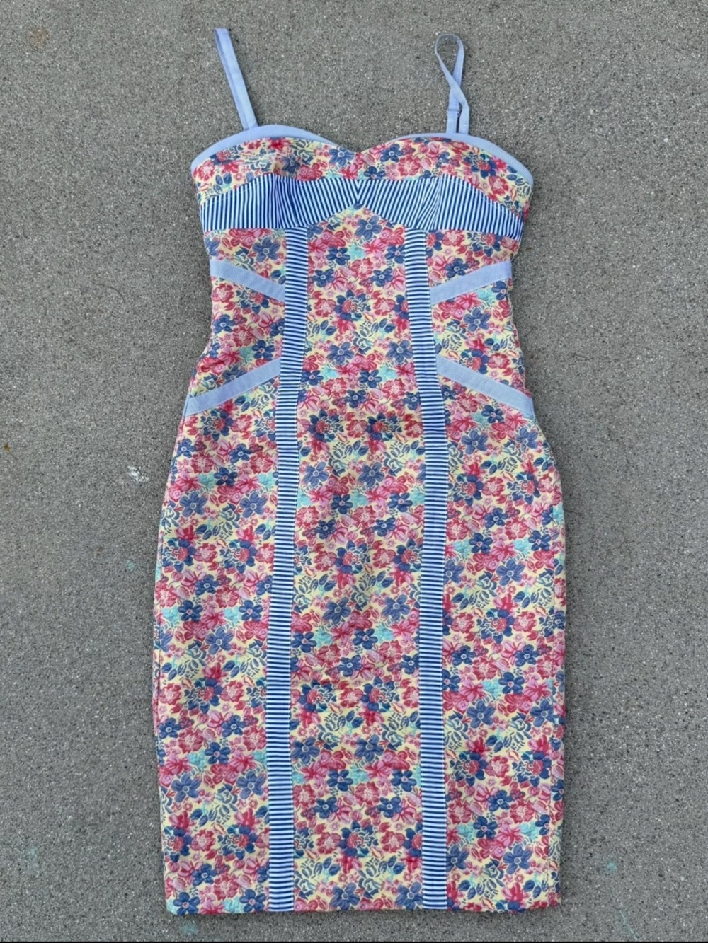 Sz 4 Floral Stripe Midi Bodycon Dress in Pink and Blue floral